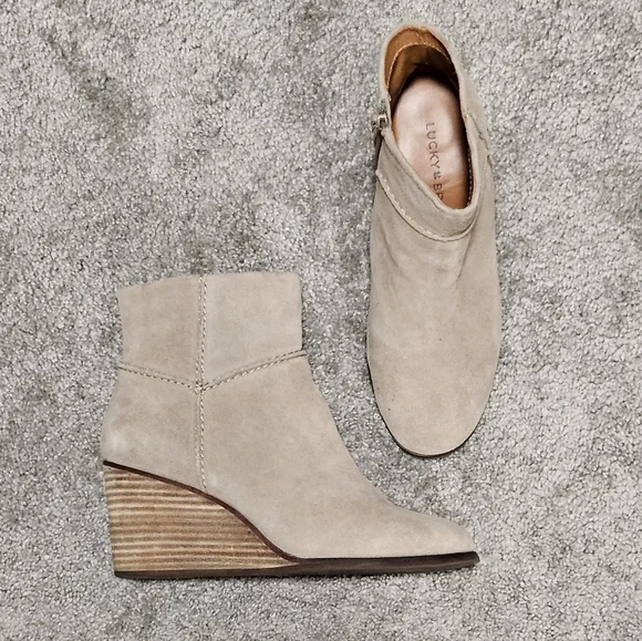 Lucky Brand Zollini Ankle Boots 7.5 Tan Suede - Picture 4 of 8